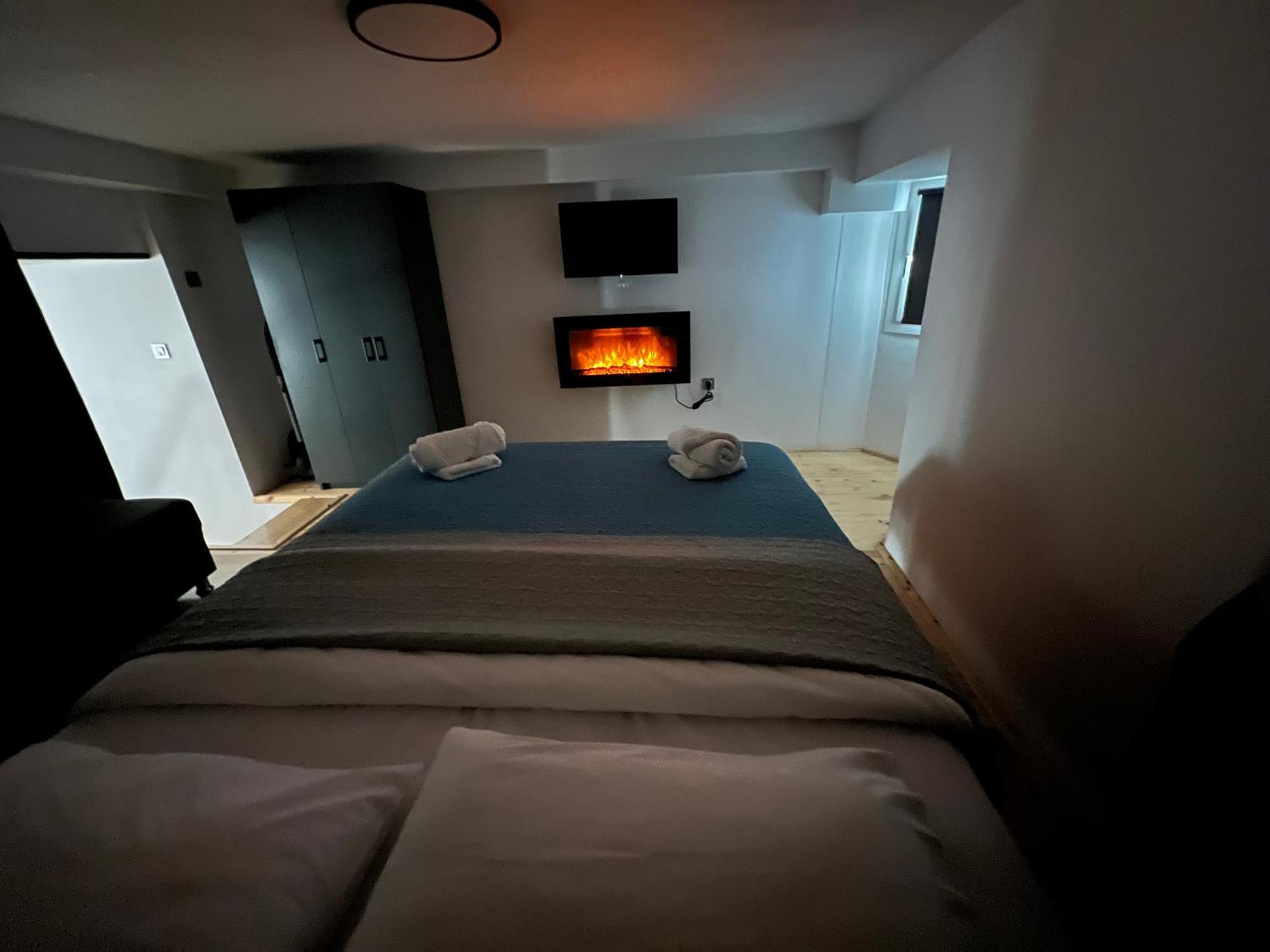City Center Loft With Private Parking Кавала Экстерьер фото