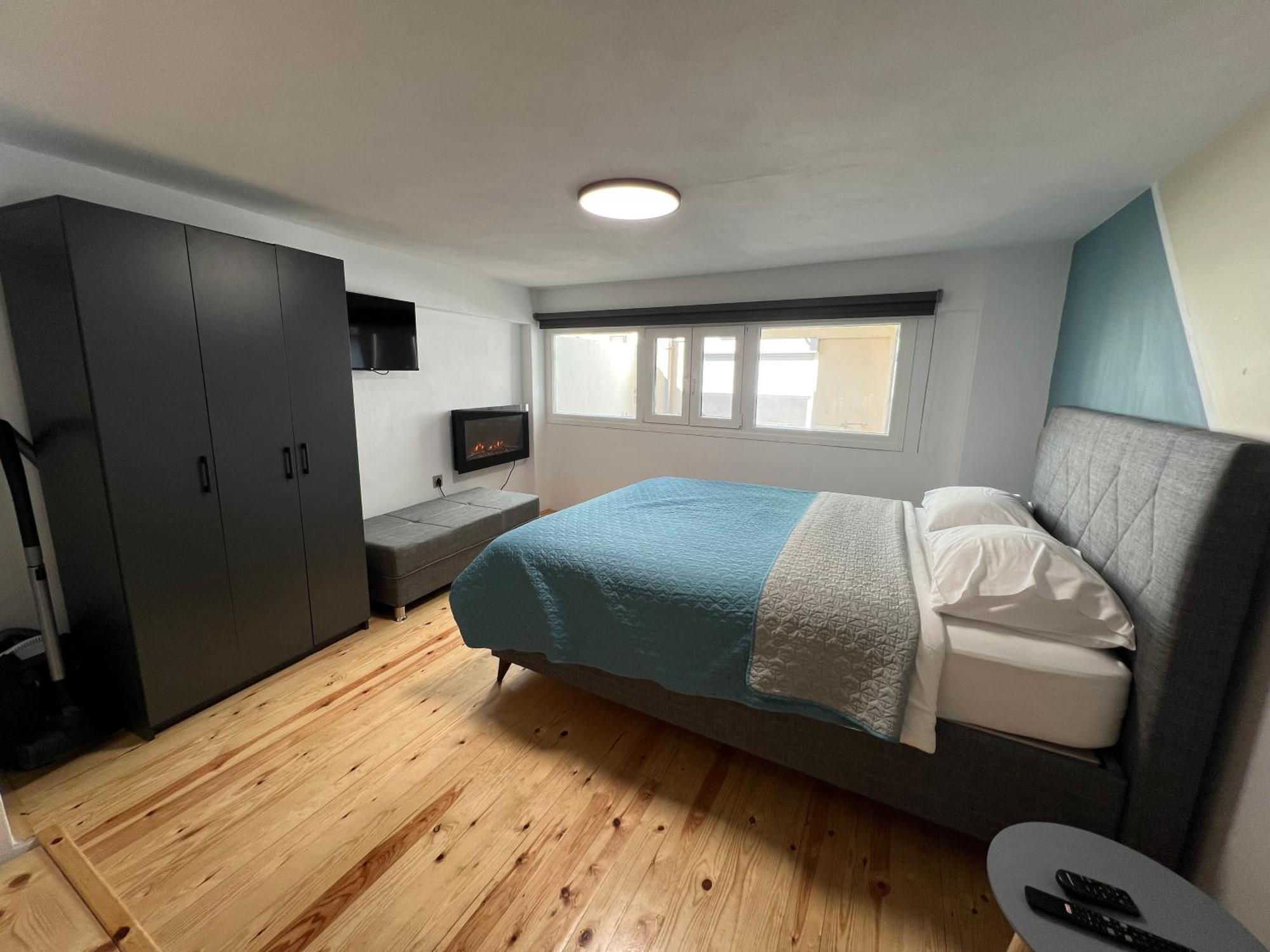 City Center Loft With Private Parking Кавала Экстерьер фото